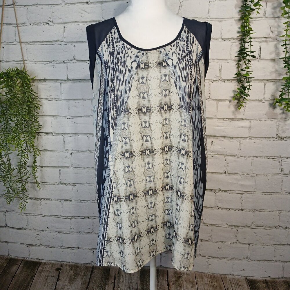 CABI NAVY BLUE MIXED PRINT A-LINE SLEEVELESS SHEER TUNIC SIZE MEDIUM